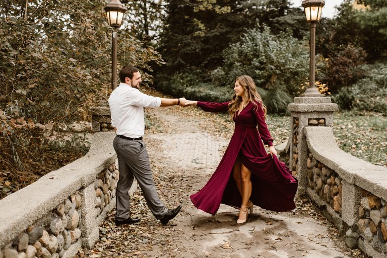 Fall Engagement Session at Lakeside Park