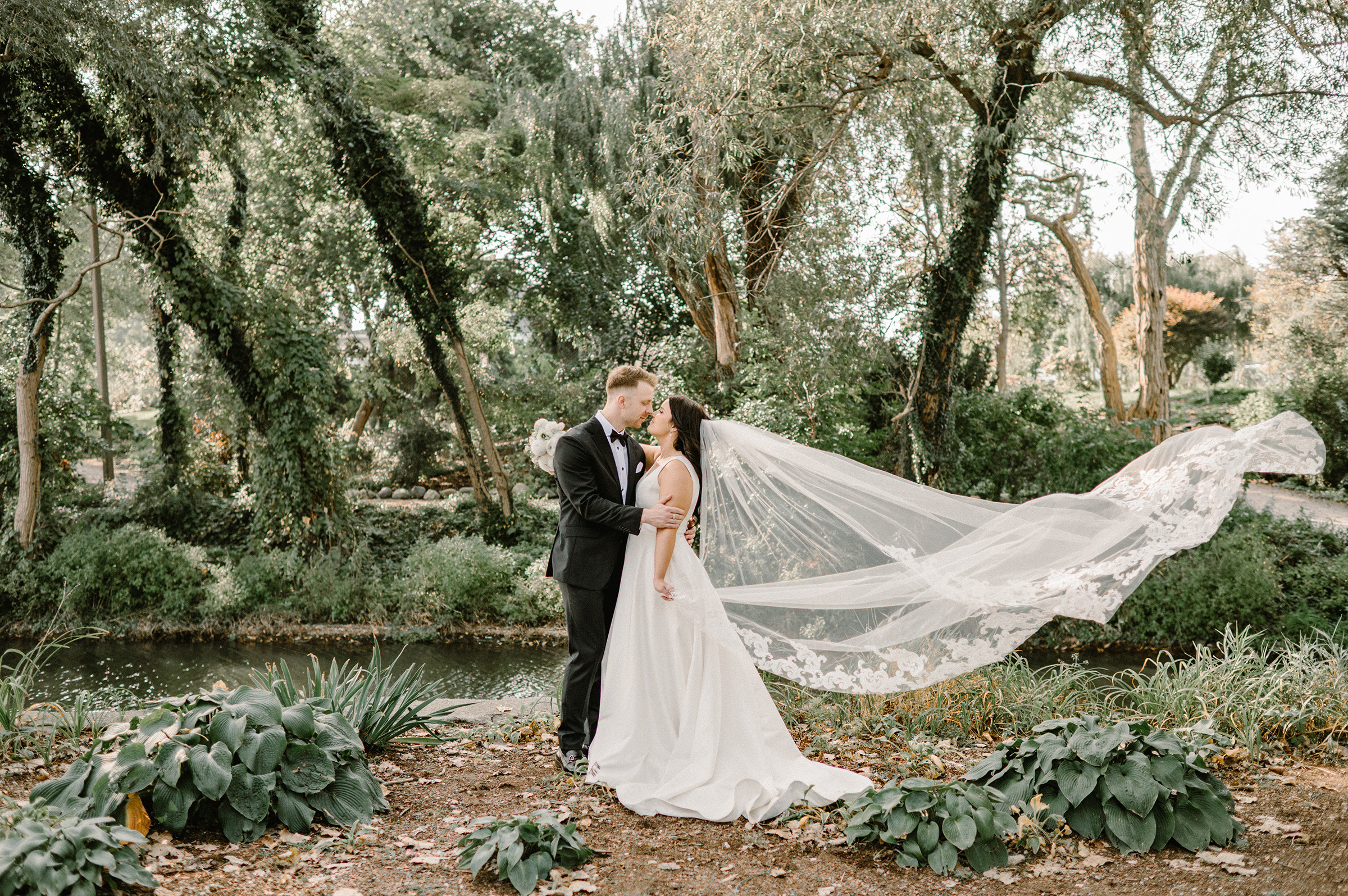 Bride and Groom at Lakeside Park in Kingsville for their wedding day photos